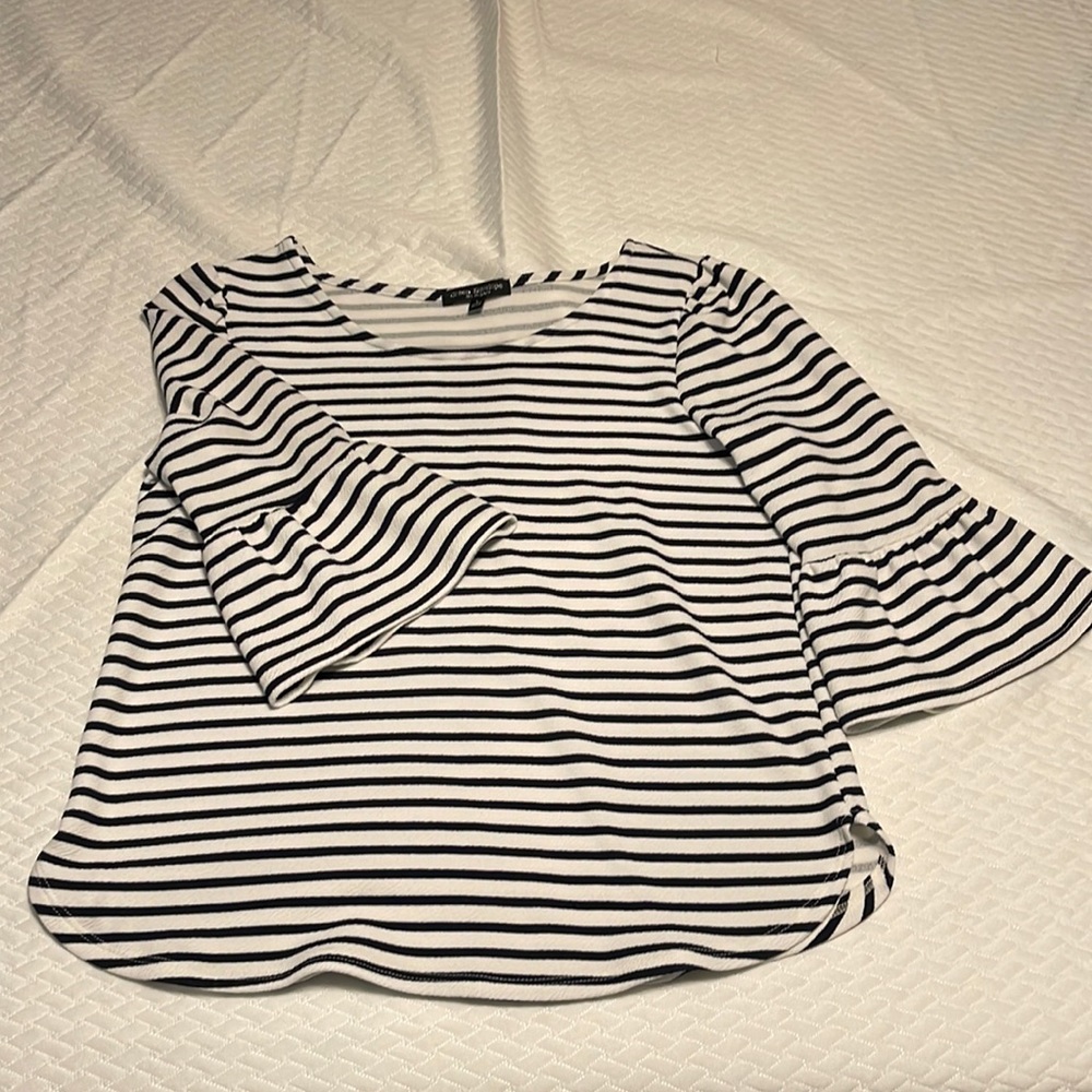 Green Envelope Black/White Striped Blouse.  Size large